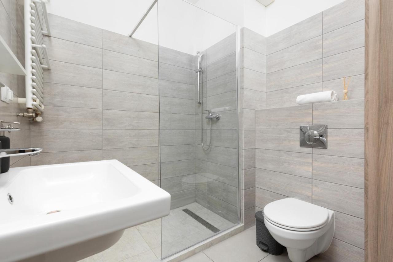Apartments Warsaw Bitwy Warszawskiej المظهر الخارجي الصورة
